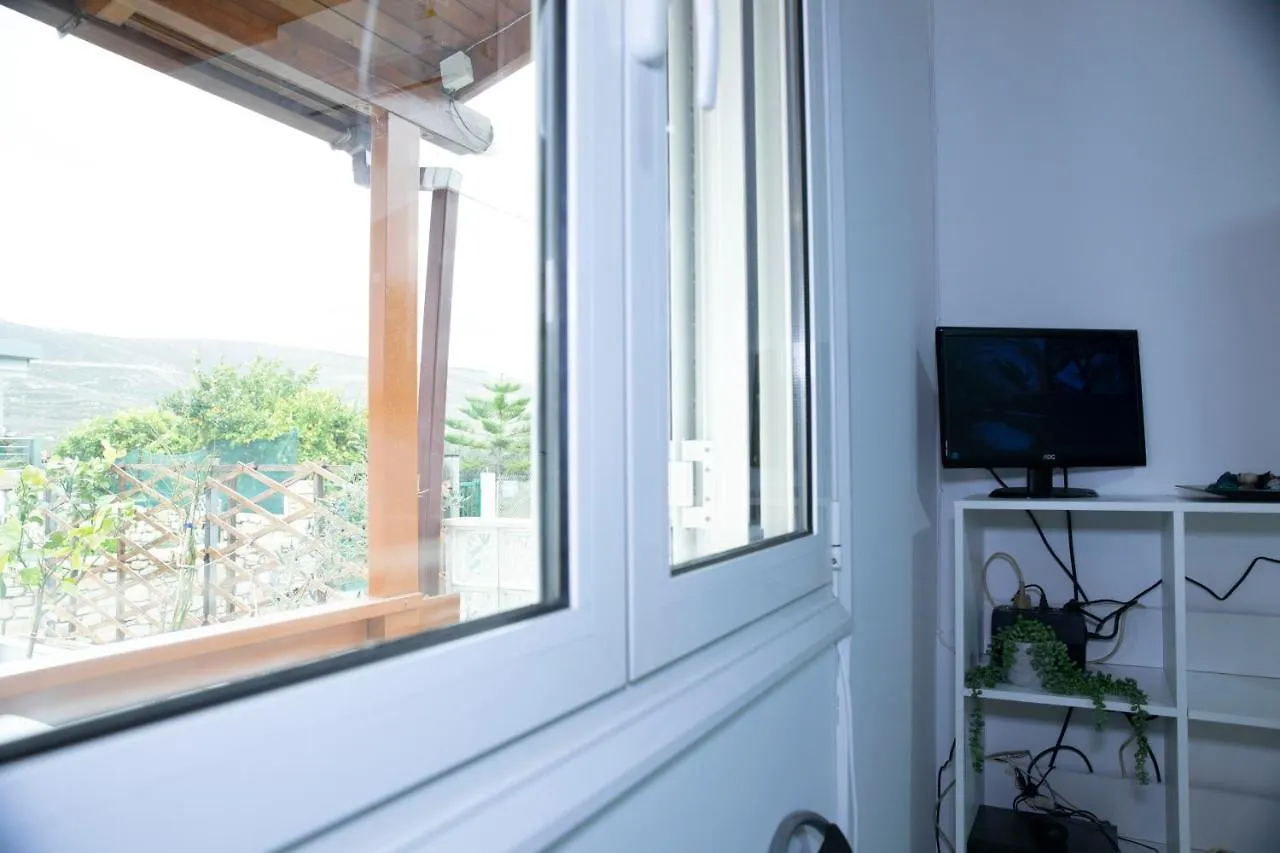 Zorbas House Apartment Heraklion  Greece